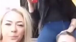 Шведские блондинки светят в перископ - порно видео