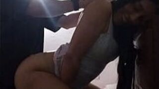 трахаю большую задницу няни моей жены - порно видео