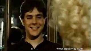 Классическая мама и ее сын - порно видео