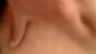 Швейцар Кекчана холодно и расчетливо трахает его мать - порно видео