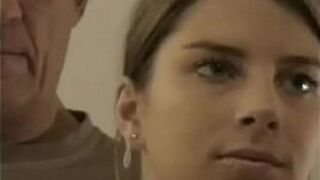 Катарина Хартлова нащупывала переполненный автобус! - порно видео