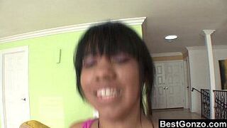 Осыпь меня своей спермой отчима - порно видео